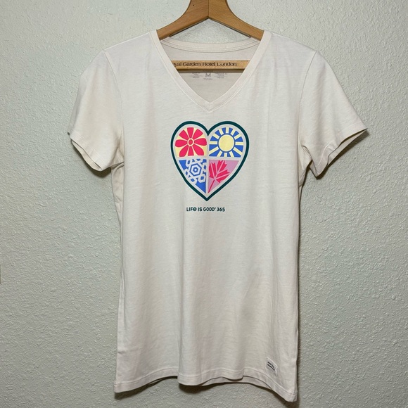 Life Is Good 365 graphic short sleeve V-neck teeshirt in cream. Women’s M - Picture 2 of 7